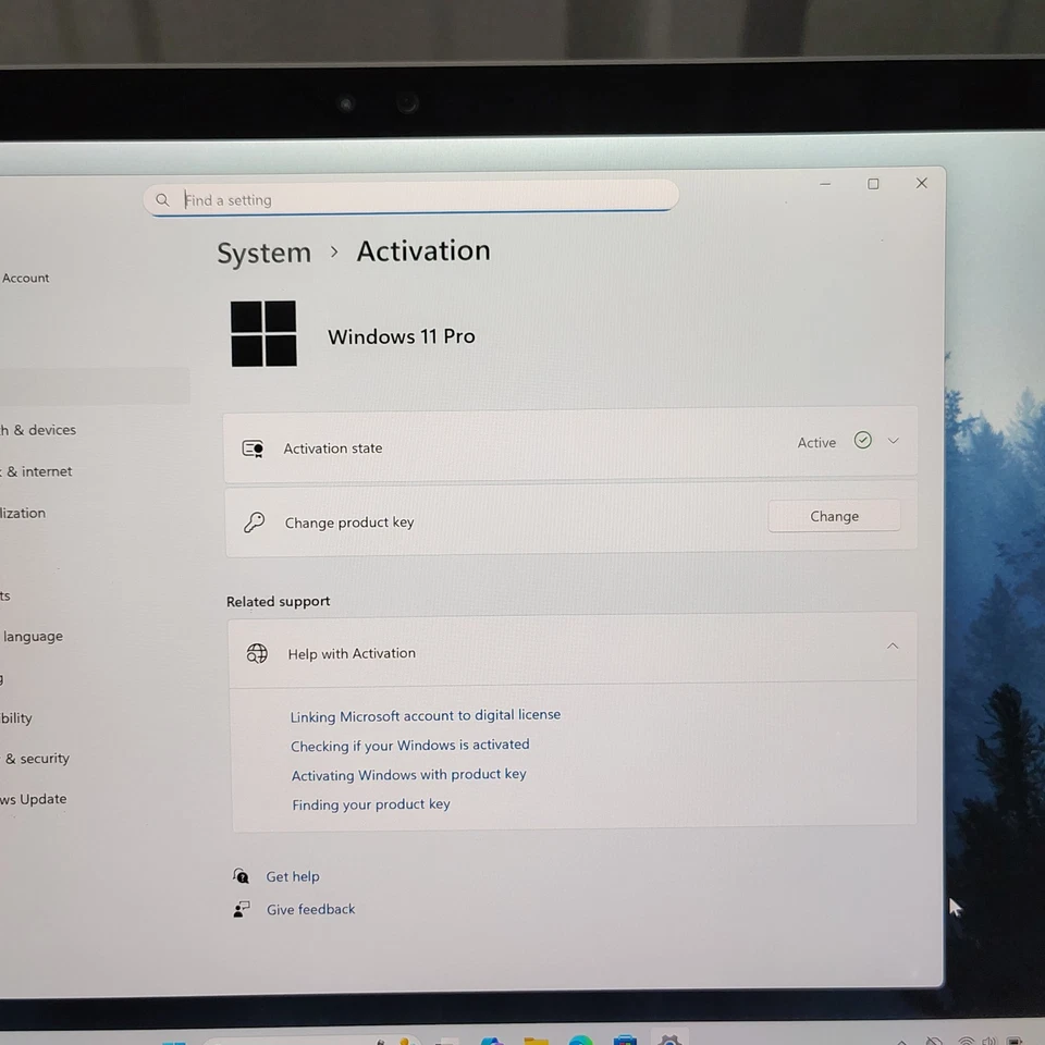Microsoft Surface Pro 4 (1724) 256 GB SSD i5-6300U 8 GB de RAM Windows 11 Pro con CA Foto 3 de 4