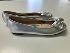 Circus By Sam Edelman Size 7.5 Silver Ciera Faux Leather Bow Ballet Flats Shoes