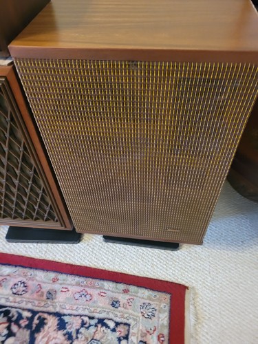 Bose 501 Series IV Direct Reflecting Speakers Pair