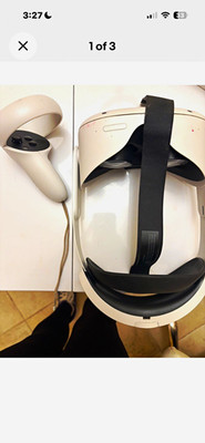 Meta Meta Quest 2 Standalone VR Headset 120 Hz White with Controller