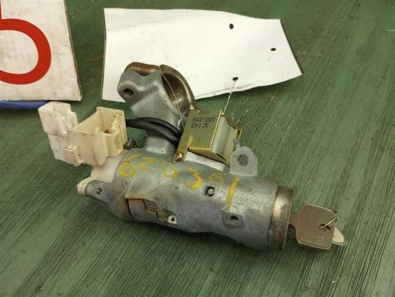 Conjunto de cilindro interruptor de encendido Toyota Corolla 1998 1999 2000 2001 2002 con llave Foto 2 de 4