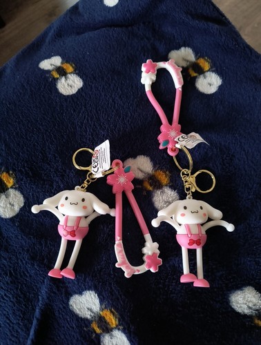 Sanrio Kuromi Cinnamoroll Schlüsselanhänger Stretch Hase Schultüte Spaß Ostern Puppe Kinder - Bild 1 von 3