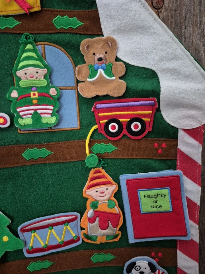 Hallmark Keepsake Kids Santa's Workshop Chris5mas Advent Countdown Calendar 2006 - Image 3 of 4