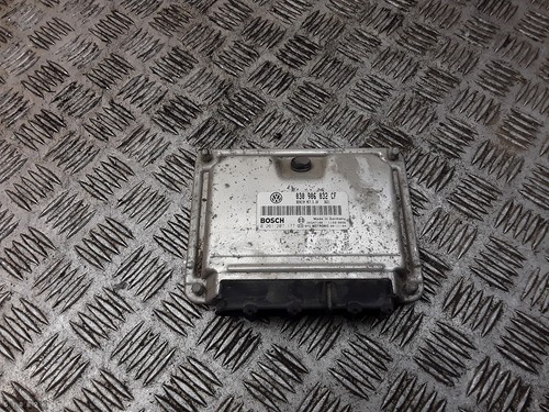 VW POLO STEUERGERÄT STEUERGERÄT BENZIN 1400BENZIN 030906032CF 0261207177 Bj 2001