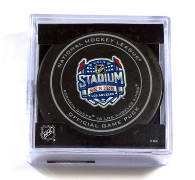 2014 Stadium Series Los Angeles NHL Official Game Puck Ducks vs Kings New
