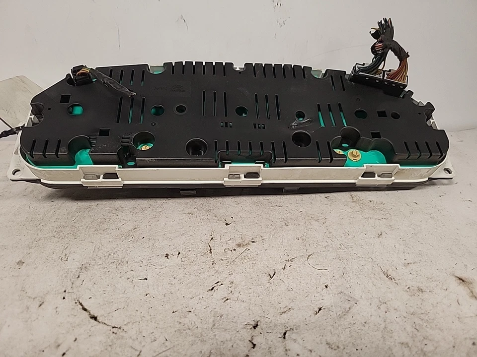 03 04 05 Hyundai XG350 Instrument Cluster Speedometer OEM. AA5 Foto 4 de 4