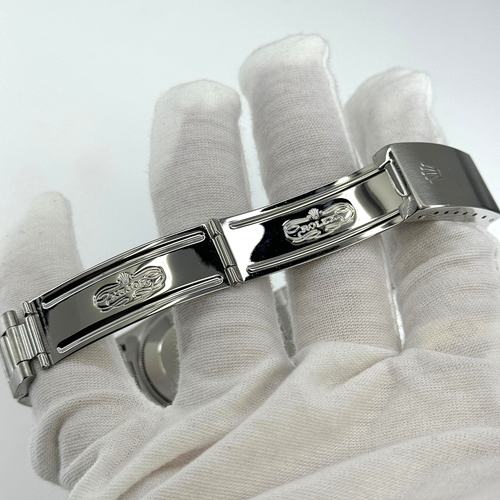 Rolex Datejust 31mm Midsize Silver Dial Oyster Bracelet Steel Smooth Bezel 2000 - Picture 11 of 12