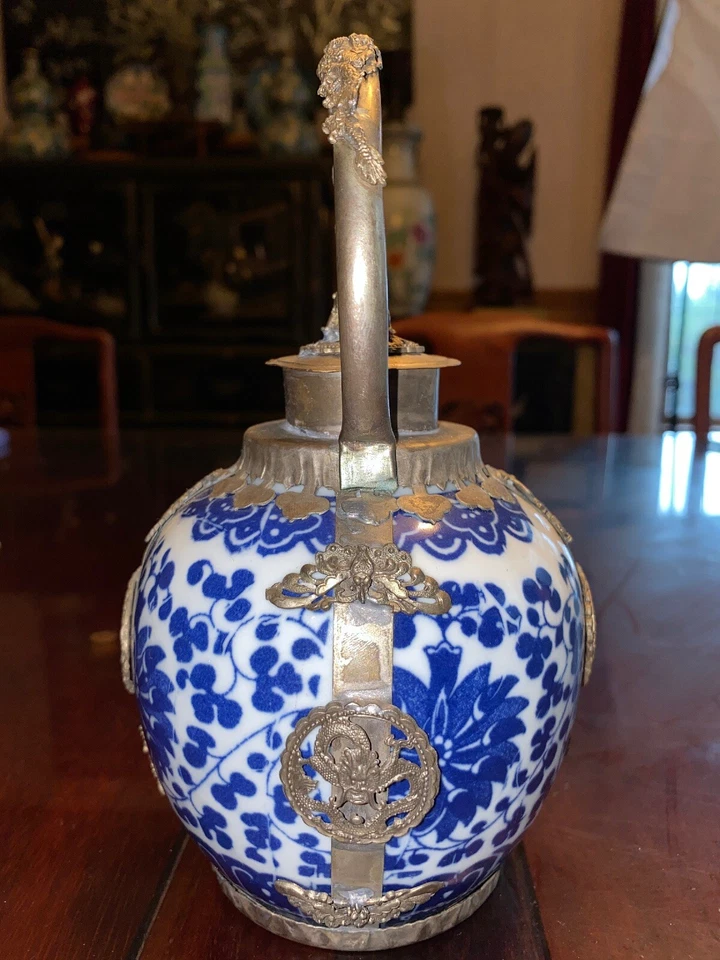 Антикварный китайский фарфор 18 века сине-белый с серебряным чайником династии Цин - Изображение 3 из 4