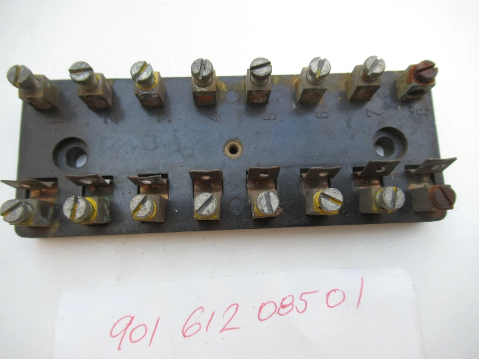 Porsche 911 (1969) Fuse Block (Lower) (8 Position)  90161208501   #3 - Image 2 of 4