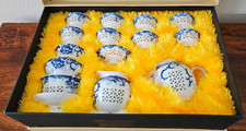 Vintage Unused Chinese Blue and White Porcelain 15 PC Decorative Fine Tea Set