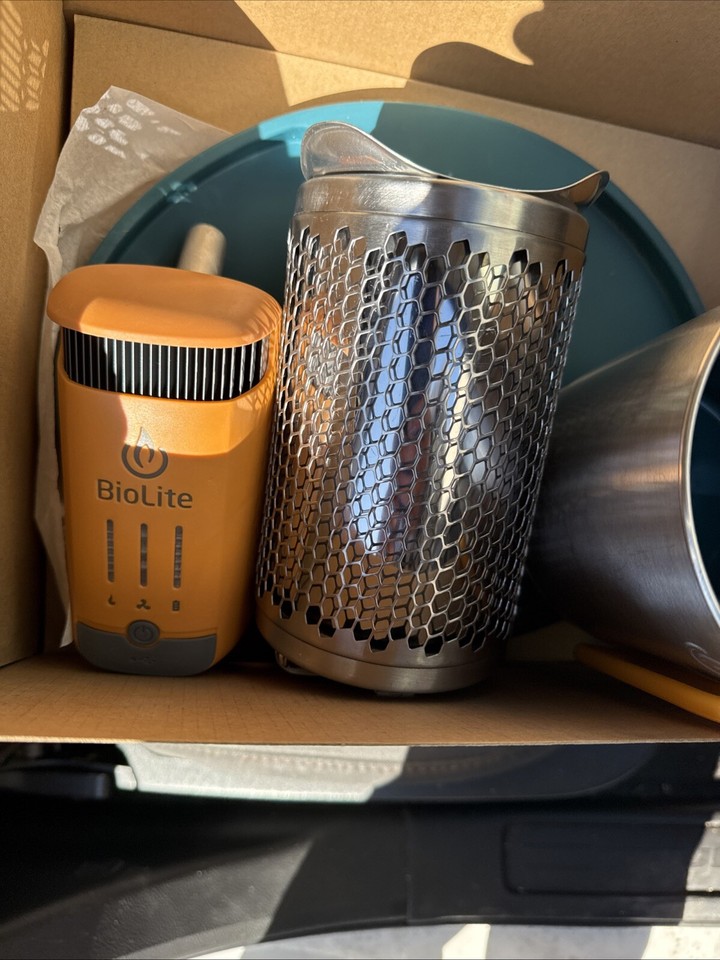 BioLite CampStove Electricity Generating Wood Stove Complete Cook Set