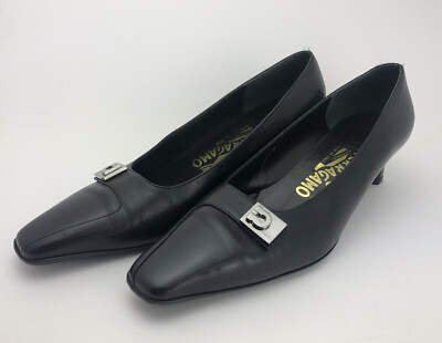 Salvatore Ferragamo Gancini Logo Buckle Black Pump Heel Sz