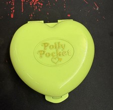 Polly Pocket Pony Club Green Heart Compact 1989