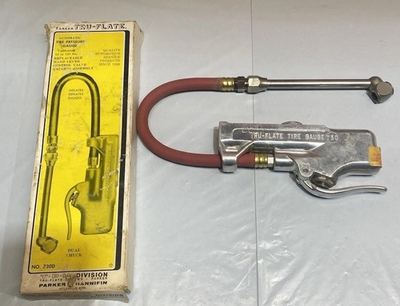 #ad New Old Stock Parker Hannifin Automatic Tire Inflator Pressure Gauge No 730D $60.00