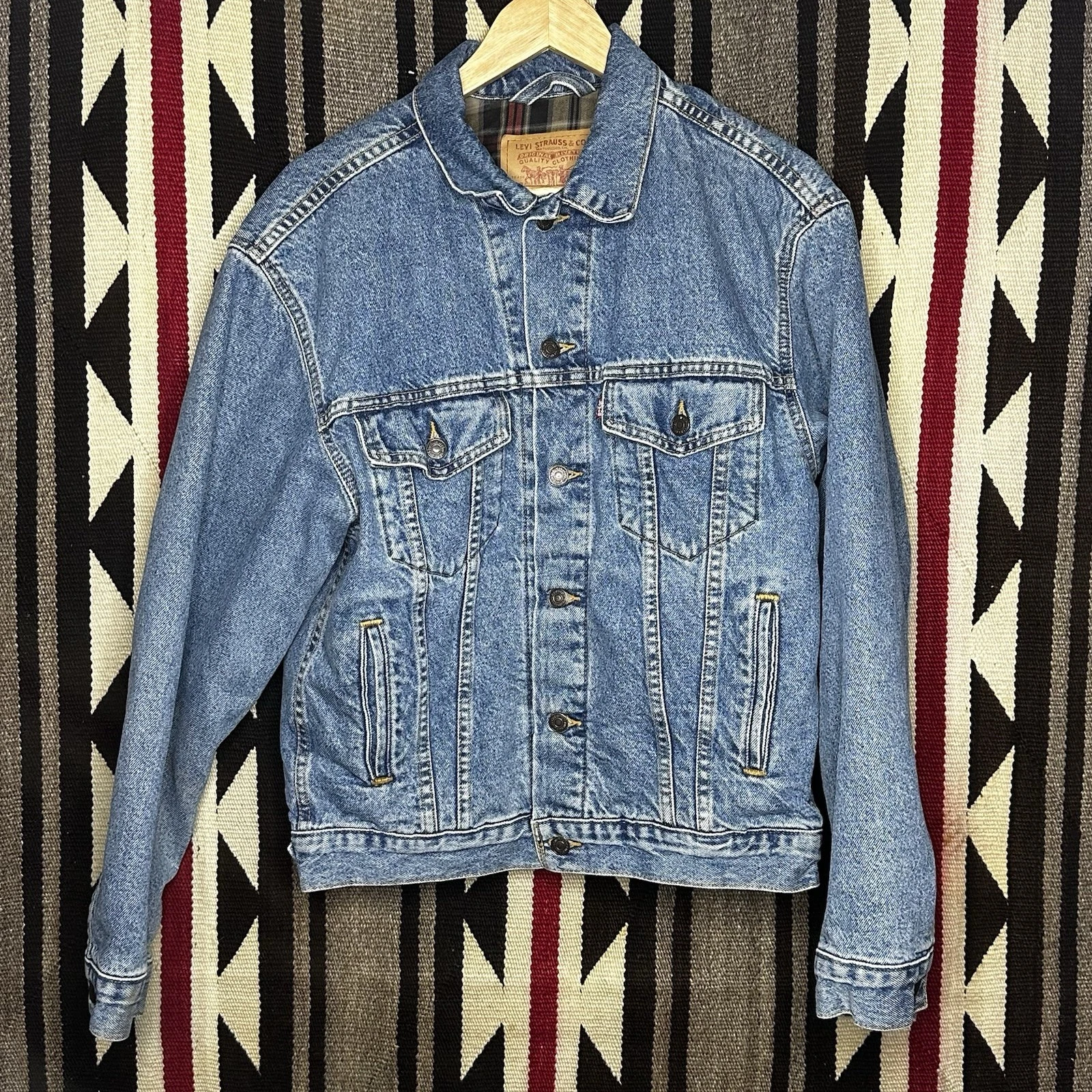 Levi Denim Jacket Plaid Lined Size Medium Med Wash GUC