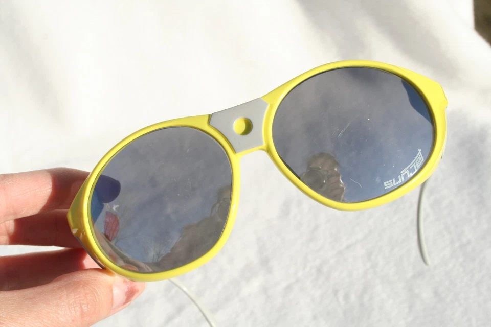 GAFAS DE SOL SUNJET de CARRERA DE COLECCIÓN AMARILLO GRIS LENTE GRANDE ESPACIO FUTURISTA RARAS Foto 4 de 4