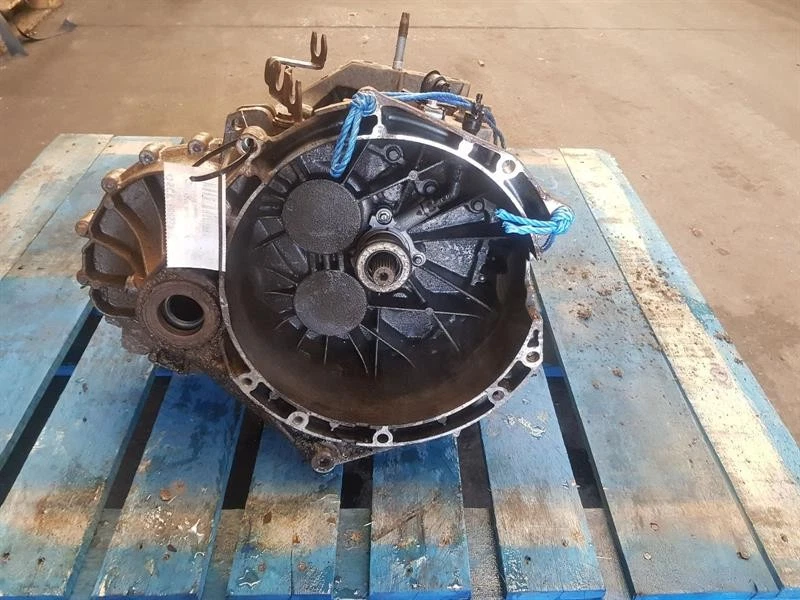 2006-13 MK7 FORD TRANSIT GEARBOX 2.2 DIESEL CYFB 6 SPEED MANUAL CC1R-7002-AD FWD - Image 2 of 4