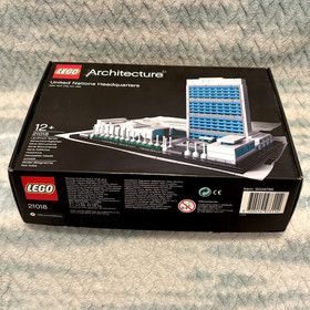 LEGO 21018 Architecture: United Nations Building -Opened, perfect, 100% complete