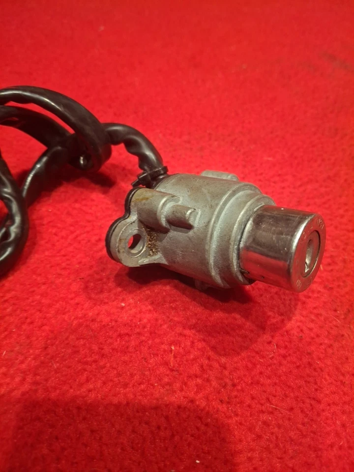 Juego de llaves de encendido Honda Shadow Spirit 1100 Vt1100c 2002 sin llave Foto 3 de 4