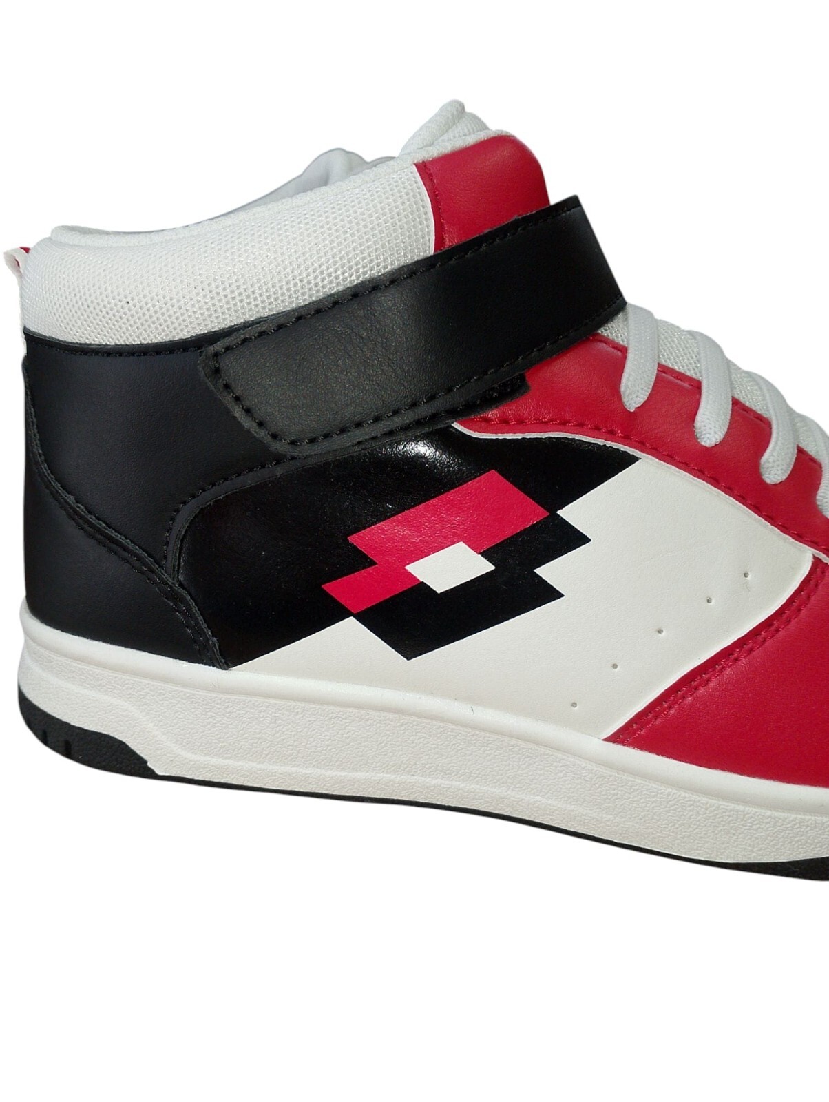 Foto 6 di 6