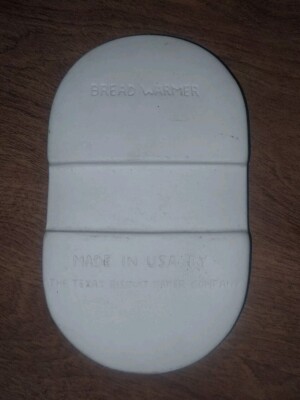 ~The Texas Biscuit Baker Company~ Ceramic Bread Warmer 3.5'' × 6''