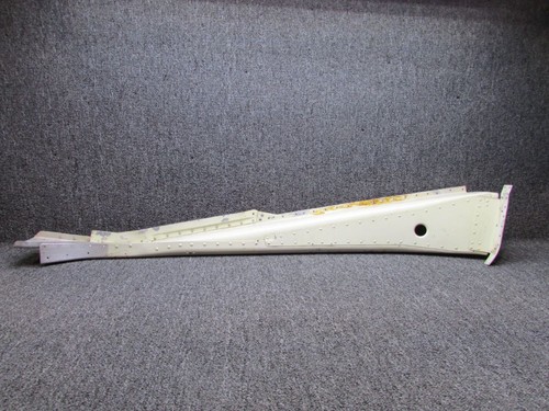 0513007-5, 0513006-110, 0513006-42, 0513006-8 Cessna 172 Doorpost Fuselage LH
