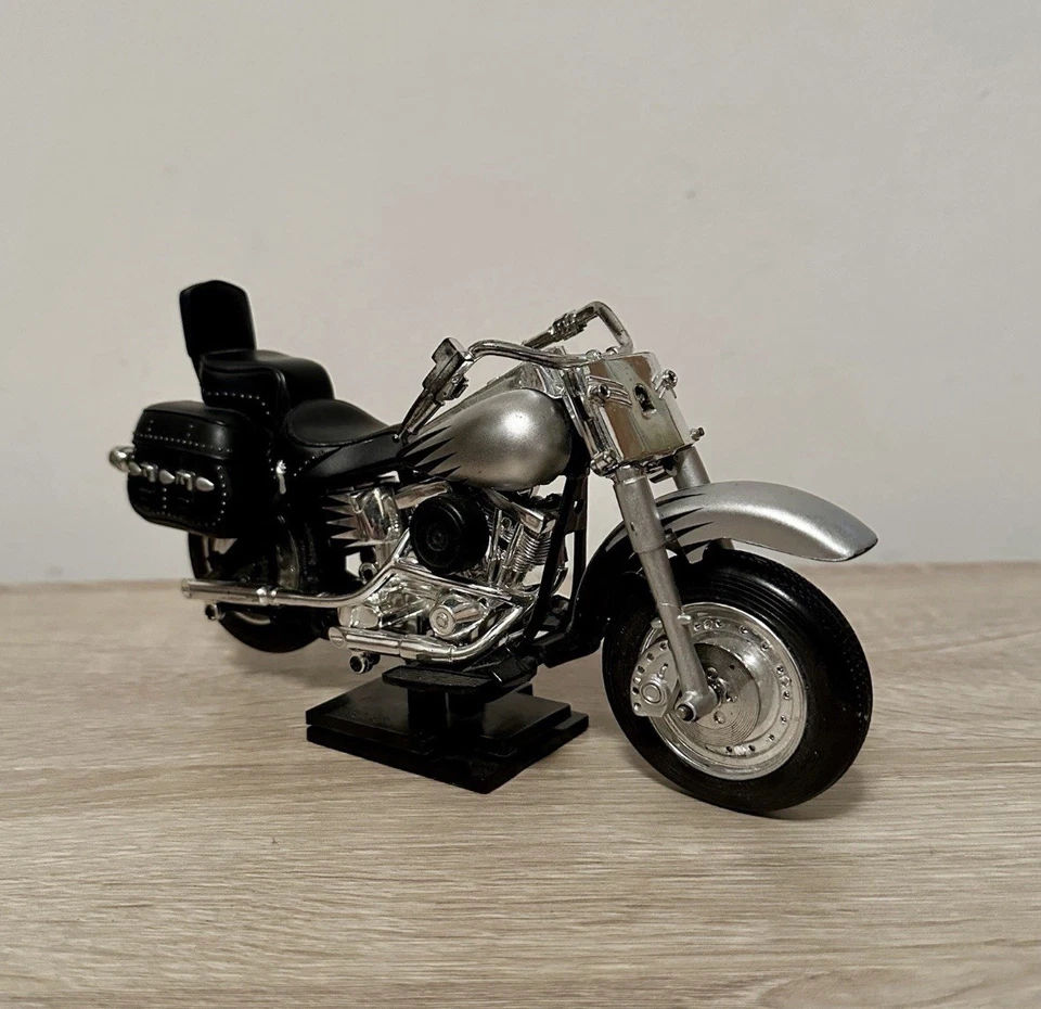 New-Ray Maisto Realtoy Mixed Random Motorcycle Car Truck Lot - Image 3 of 4