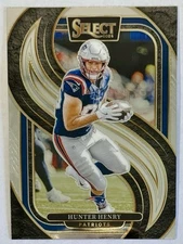2024 Panini Select - Hunter Henry Premier Level Base #160 - New England Patriots