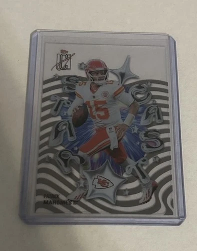 2025 Topps Signature Patrick Mahomes II Base (RAW)