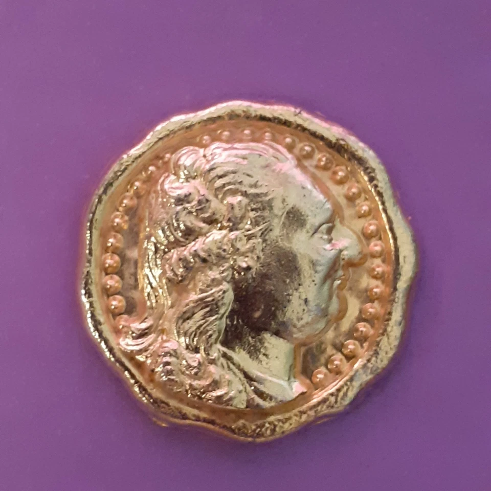 LOT 2 FEVES ROI DE FRANCE CLOVIS 1ER & LOUIS XVI  métal doré - Photo 3/4