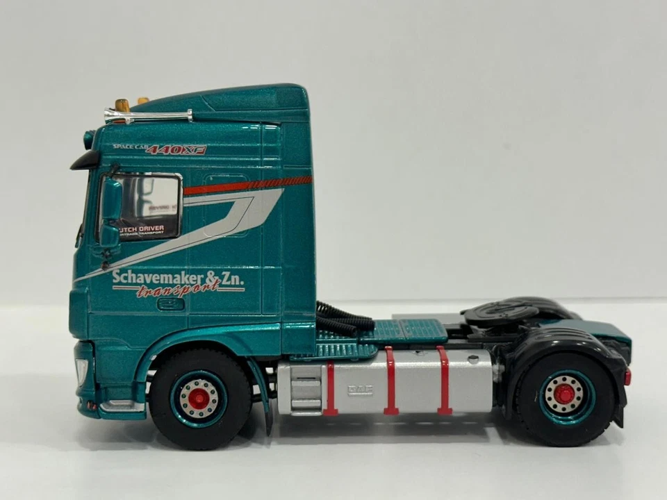 WSI truck models, DAF XF SPACE CAB 4X2 ,SCHAVEMAKER & ZN. TRANSPORT - Image 3 of 4