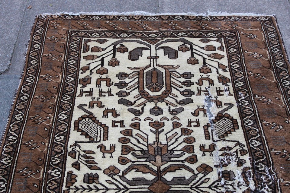 Shabby Chic Worn Vintage Hand Made Traditional White Brown Wool Rug