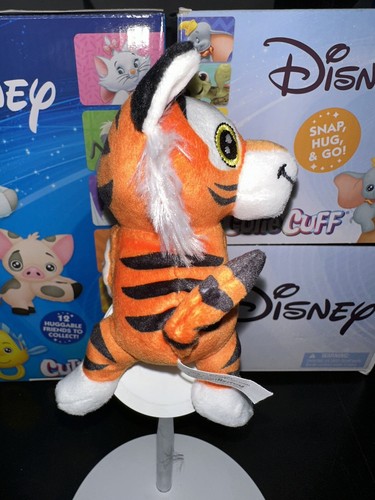 2023 Disney Cutie Cuff Series 3 Steering Wheel Buddy Rajah Aladdin TIGER - Picture 3 of 5