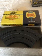 Aurora Model Motoring 6" Curved Roadways Qty of 6 1518 USA 1960 HO Slot Car