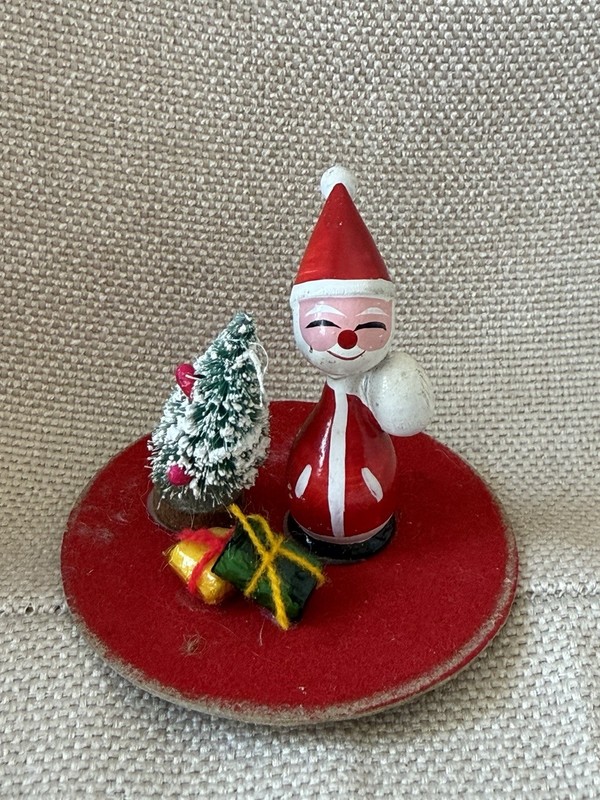 Vintage Enesco Santa Figurine Small Kitschy MCM Putz Like Base Christmas Decor