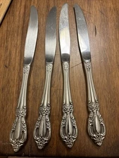 Lot of 4 - Oneida Deluxe RAPHAEL Glossy Stainless Flatware DINNER KNIVES