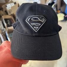 DC Comics Superman Embroidered Logo Fitted Ca...