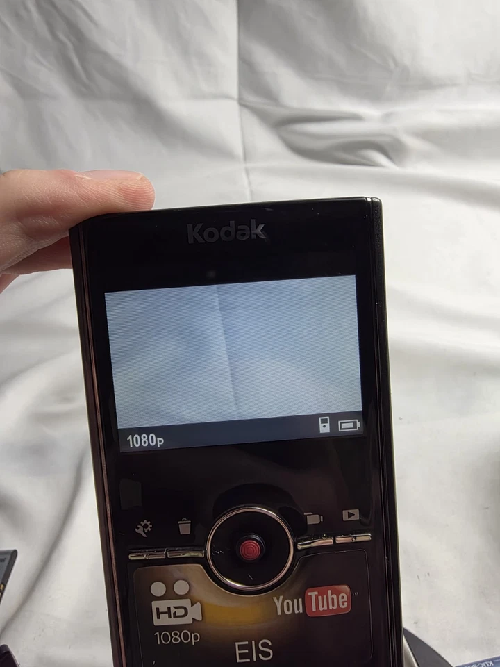 Kodak Zi8 Camcorder Black Compact HD Pocket Video Camera - Image 2 of 4