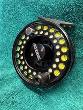 G. Loomis Synchrotech GL 8-9-10 Fly Fishing Reel W/ Pouch 