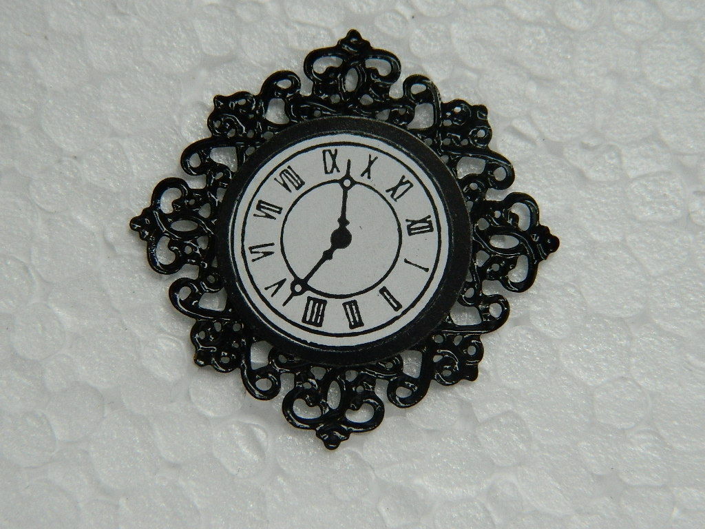 (A1.4) 1/12th scale DOLLS HOUSE NON WORKING FANCY WALL CLOCK