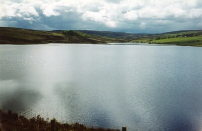 Foto 6x4 Uhr Wasserreservoir Longformacus zeigt nur ein wenig von c2003