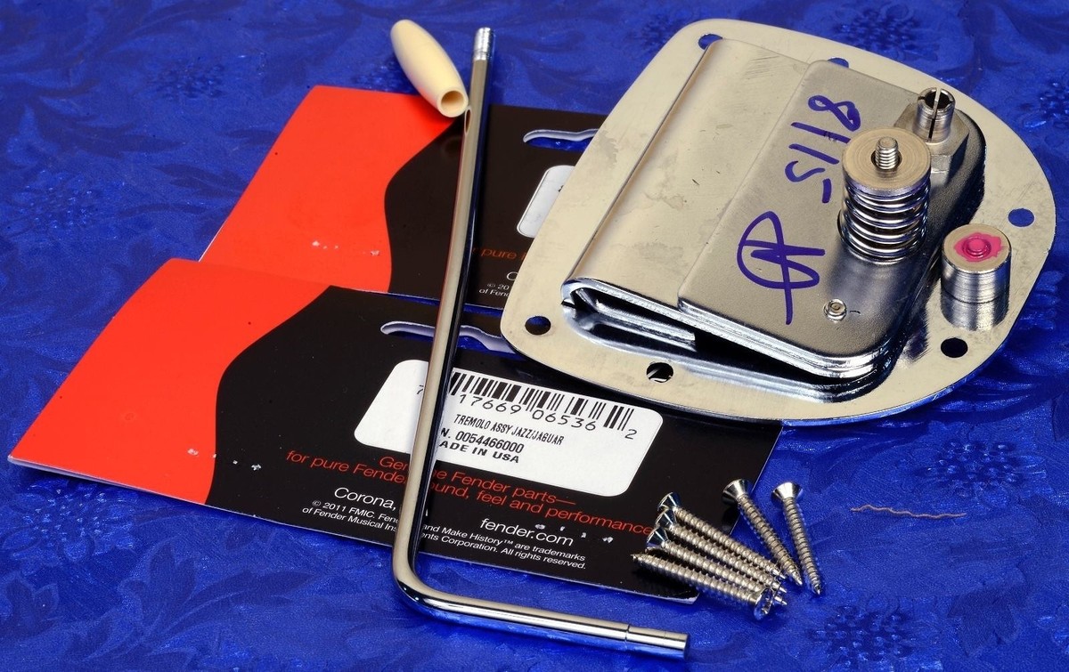 Fender USA アメビン Jazzmaster Tremolo Fender AM Vint. Tremolo Jaguar/Jazzm. – United States