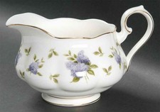 Royal Albert Lilac Lane  Gravy Boat 3939918