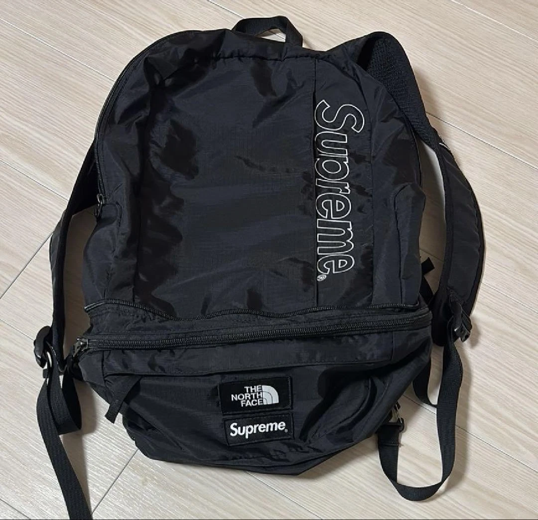 Sac à dos convertible Supreme The North Face édition limitée homme modèle rare colla
