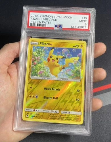 Pokemon Card - Pikachu Reverse Holo 19/68 Sun & Moon Hidden Fates - PSA 9