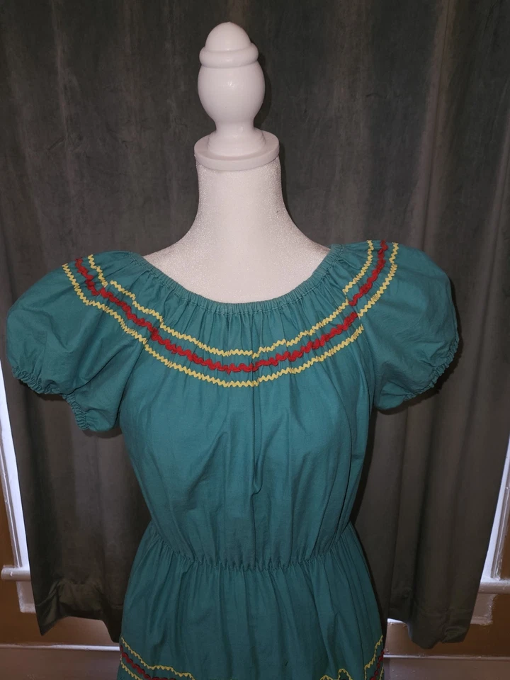 20世纪50年代复古庭院连衣裙 — 第 3/4 张图片