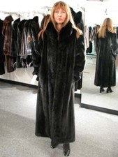 Chicago Fur Mart Outlet Size 20 Brand New Ranch Mink Coat W/fox Tuxedo $19000.00