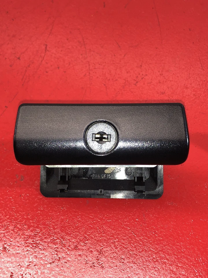 BMW 5 Series E39 525i 528i 530i 540i M5 1997-03 Guantera Cierre Manija O2 Foto 3 de 4