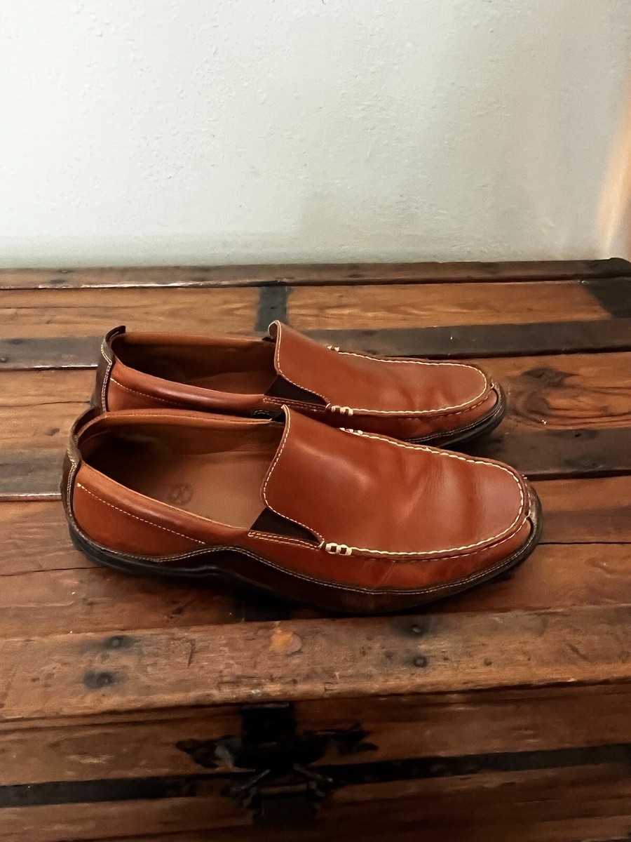 Cole Haan Men display picture 1