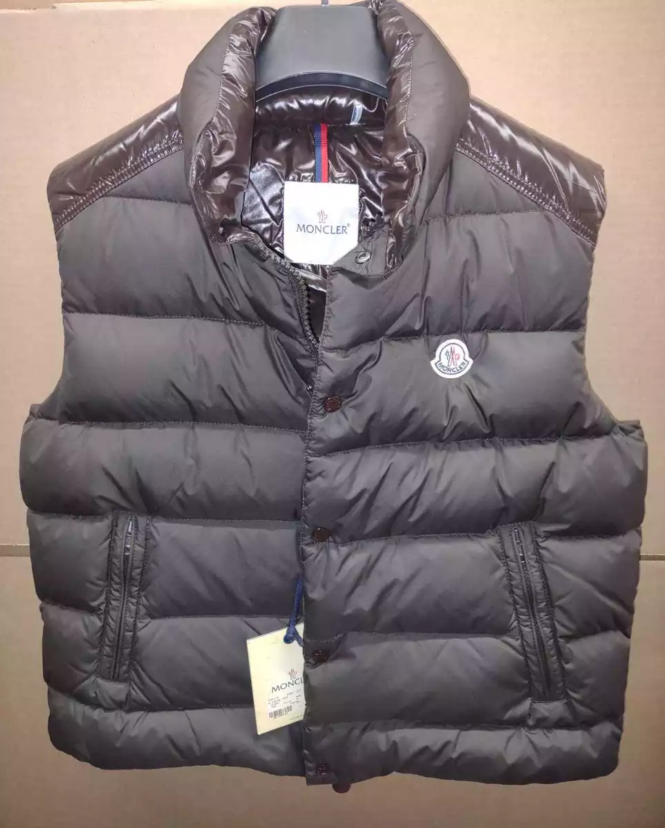 Moncler cheval gilet outlet